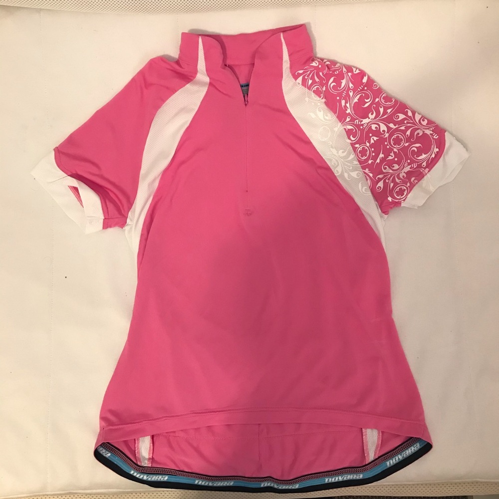 NOVARA cycling top Size Medium